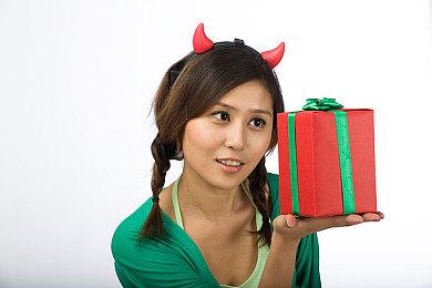 《魔咒之地》PS5版加载时间不到一秒钟